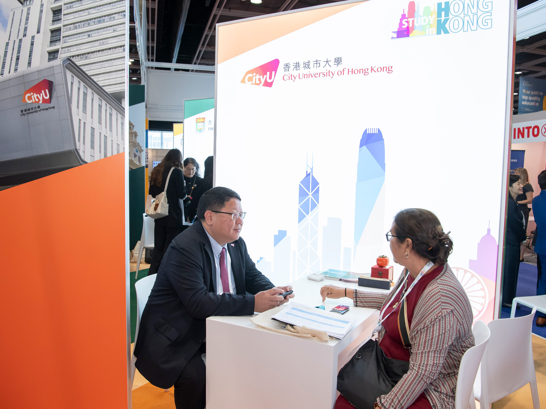 260224_03_web-story_1880x1408px