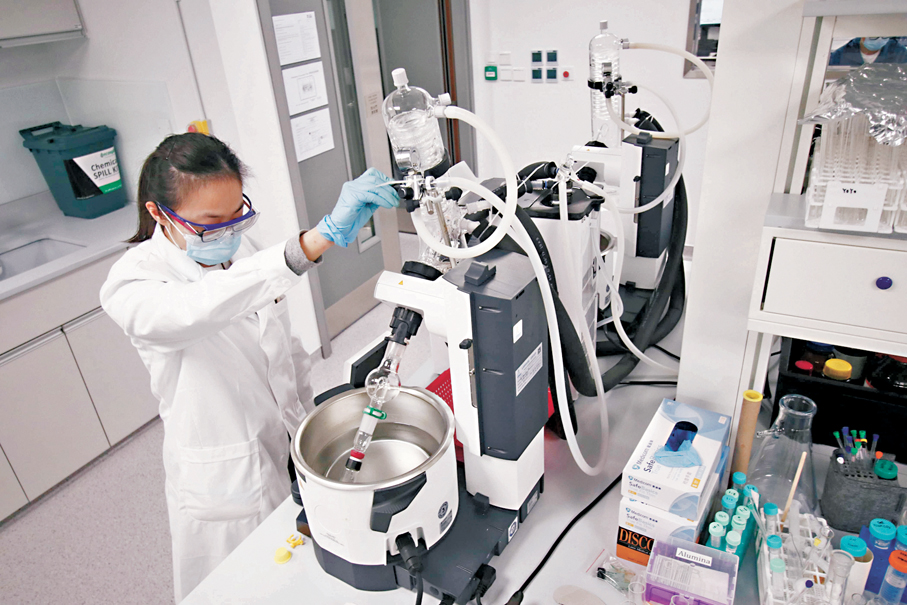 690a68f5e4b08c07fcab18e8