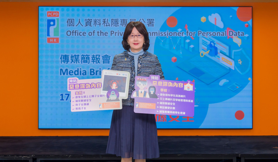 623dffe71f9f415cb0ce411bc6481c1c