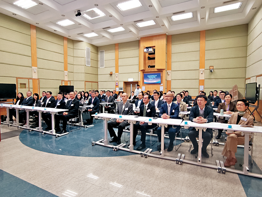 696e9870e4b08c07fcc7828d