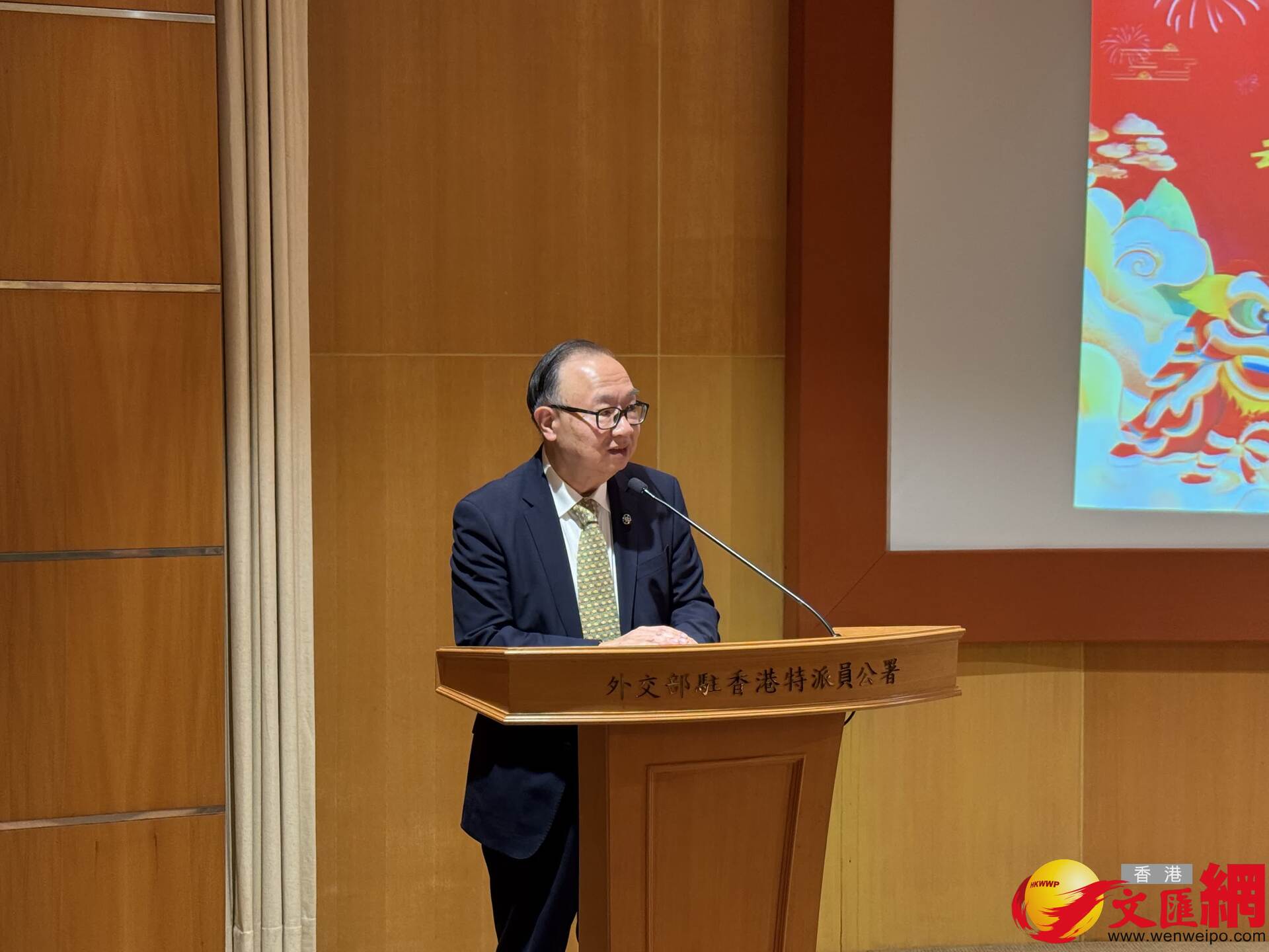 699c394be4b08c07fcd302b11