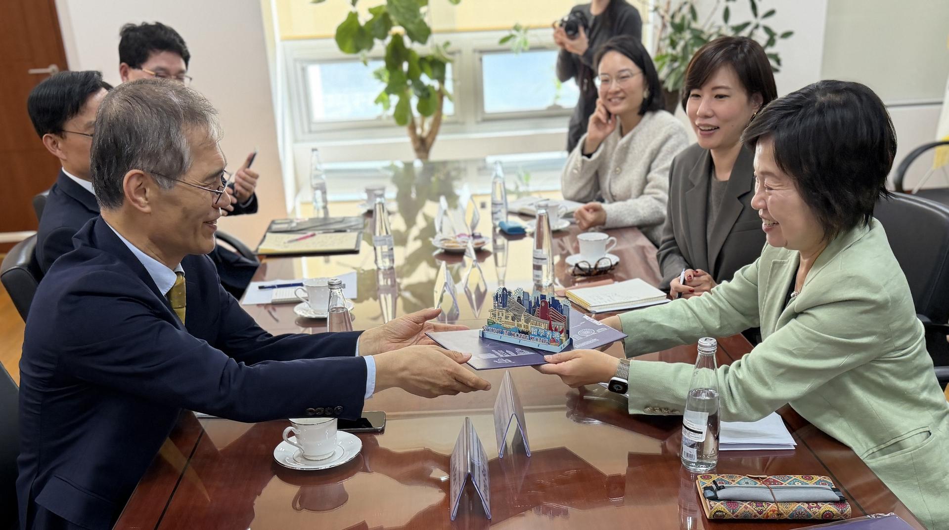 677795133_1378937084266984_4467712239342714453_n