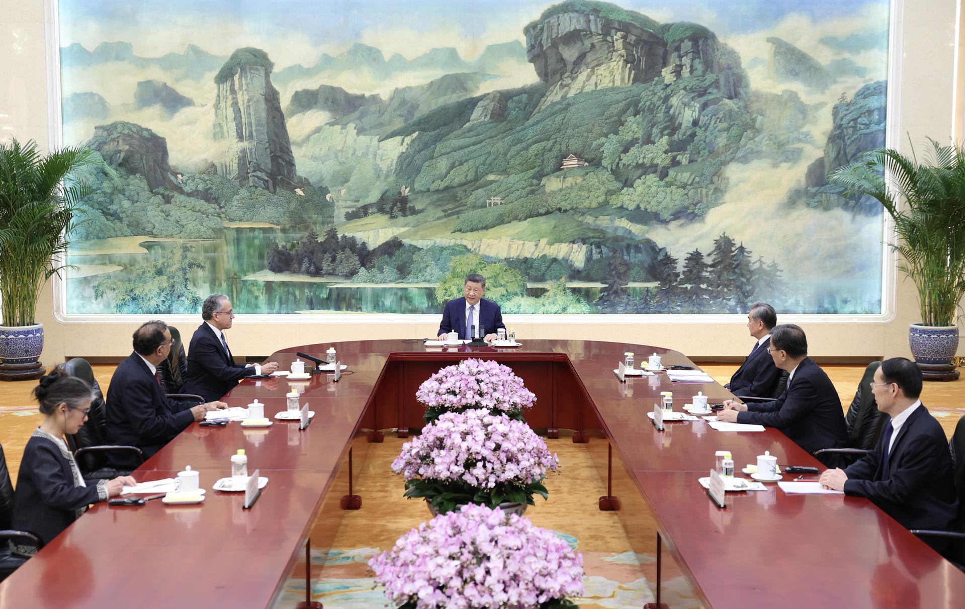 （XHDW）习近平会见联合国教科文组织总干事阿纳尼XxjpsgC000330_20260512_PEPFN0A001