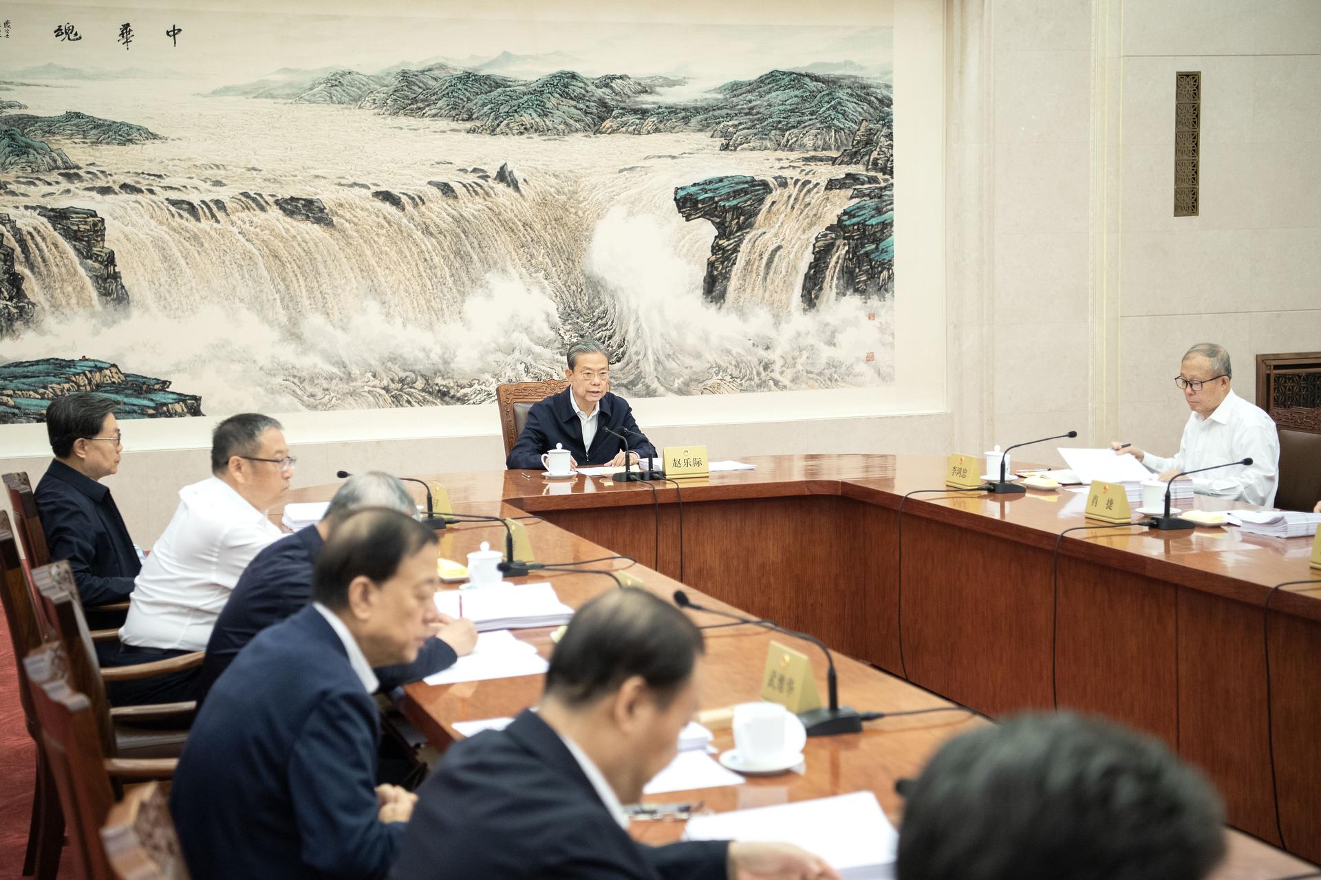 赵乐际主持召开十四届全国人大常委会第六十八次委员长会议XxjpsgC000071_20260616_PEPFN0A001