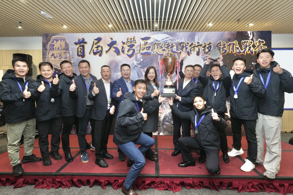 03b66f33-5c12-4715-bb6c-349c7a2366dd