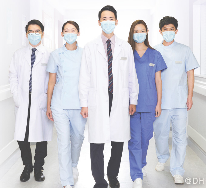 image of standing crowd_w