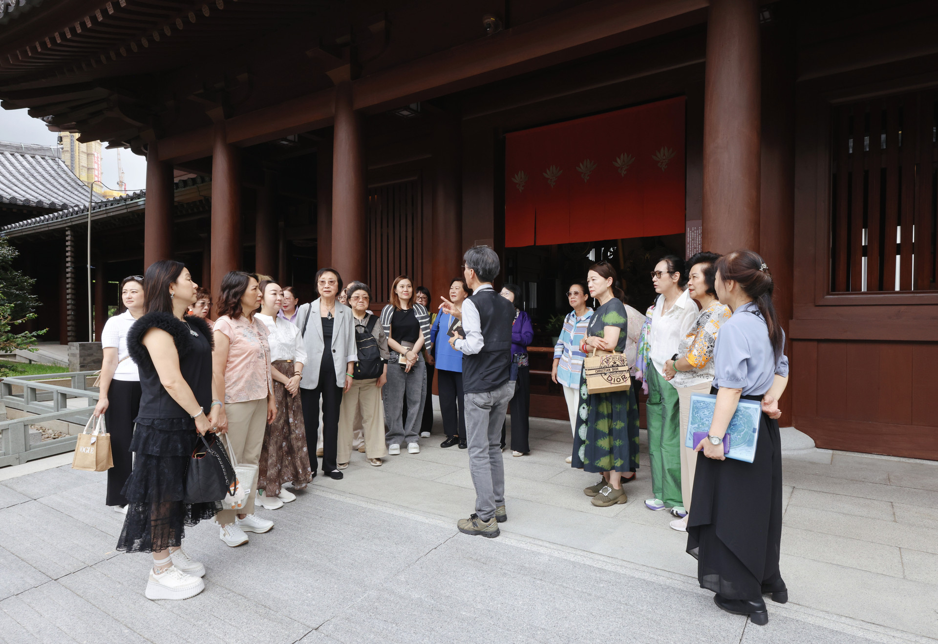 圖2:參觀志蓮淨苑
