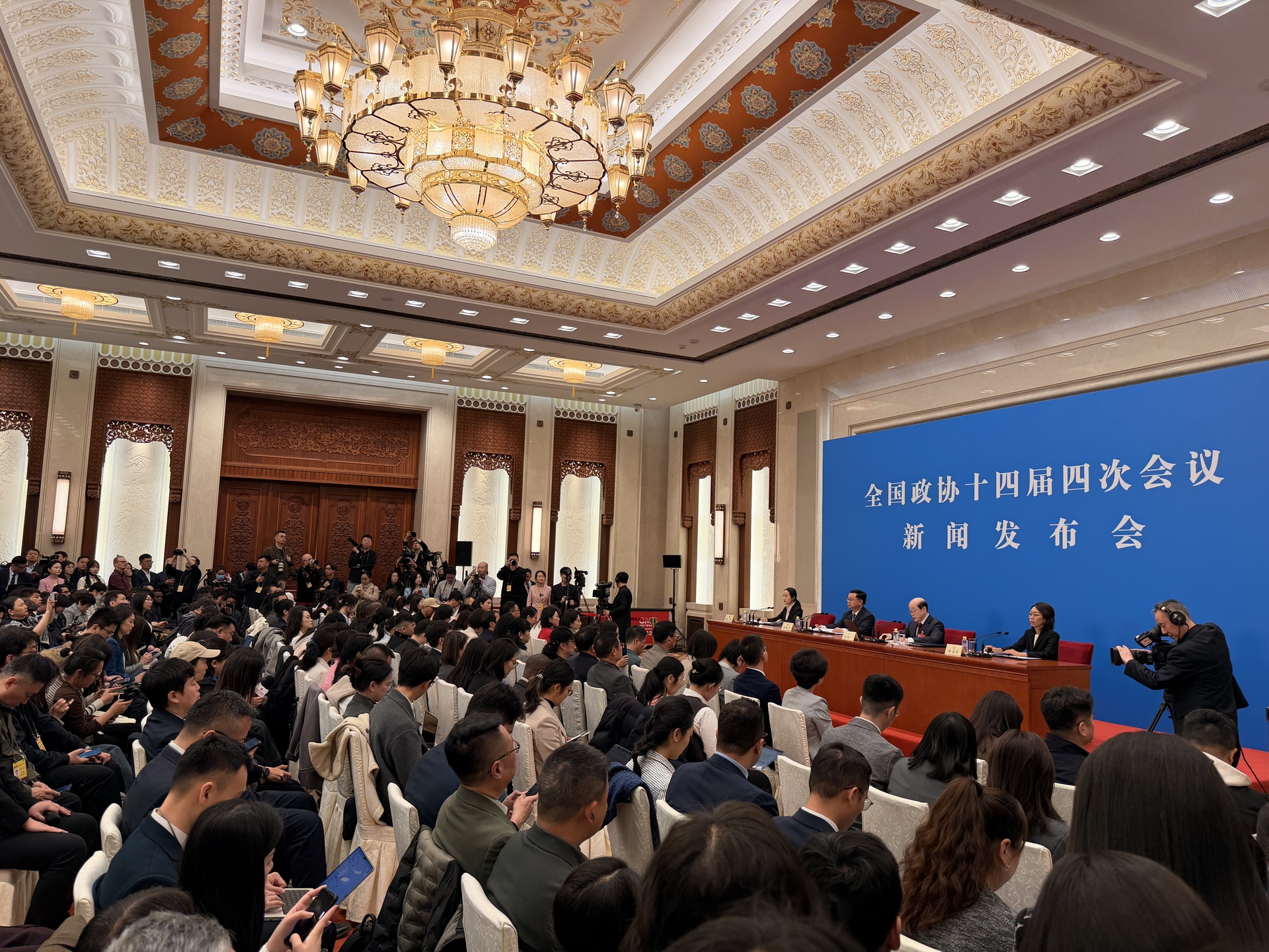 5f7f1ad2f246b7437c21b57fea9eaf58