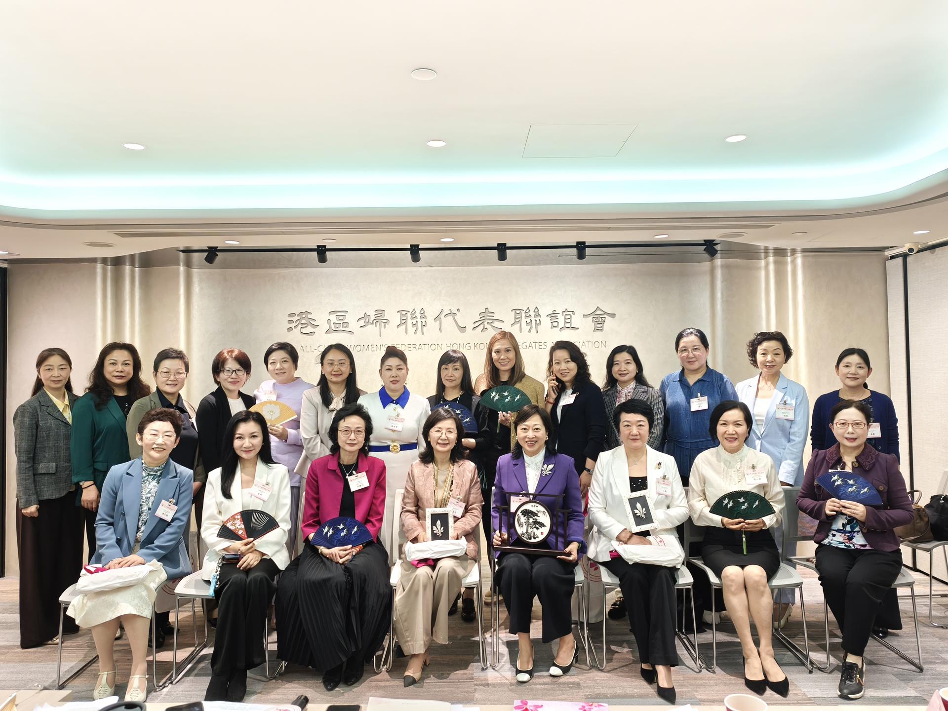 2dd25ea9c48661a1a2dd2e5b5ef741c1