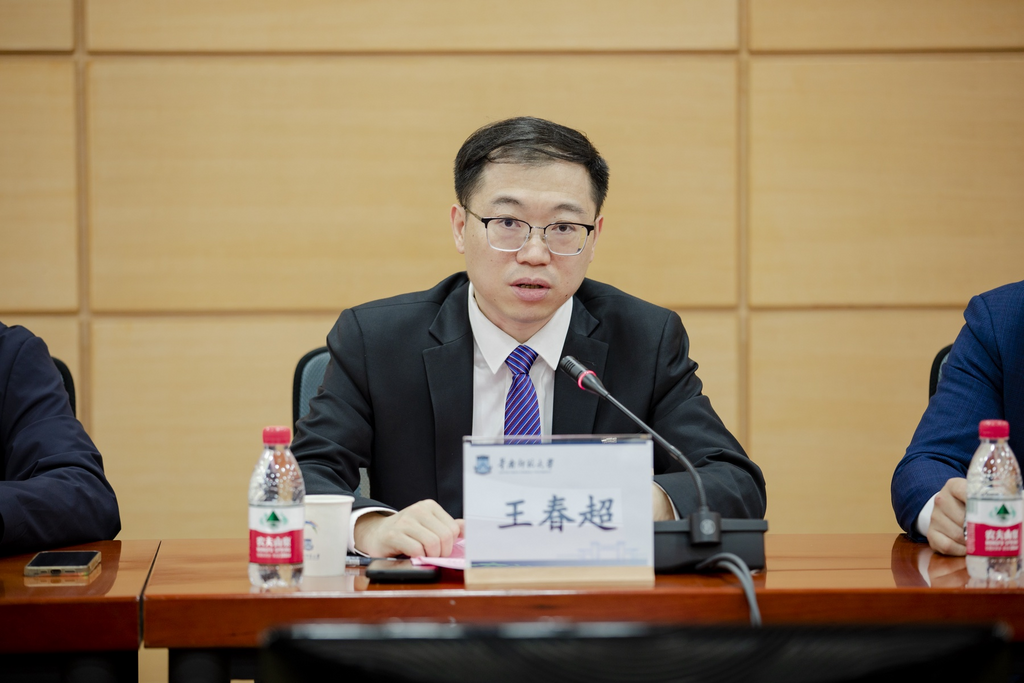 a5b3606b-56de-4392-8dab-a4ef6a3ab518