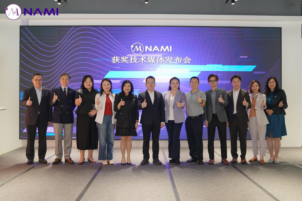 20250428_News_Broad_Award_Press_Con_GroupPhoto_2