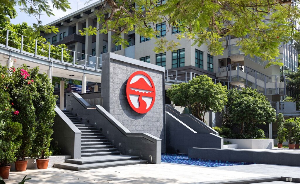 Lingnan University