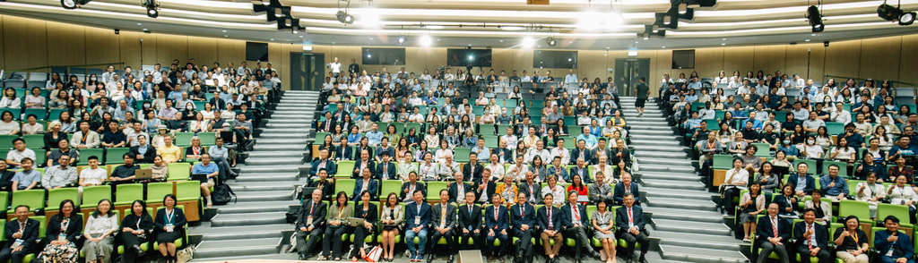 Photo 5_Forum_Group Photo