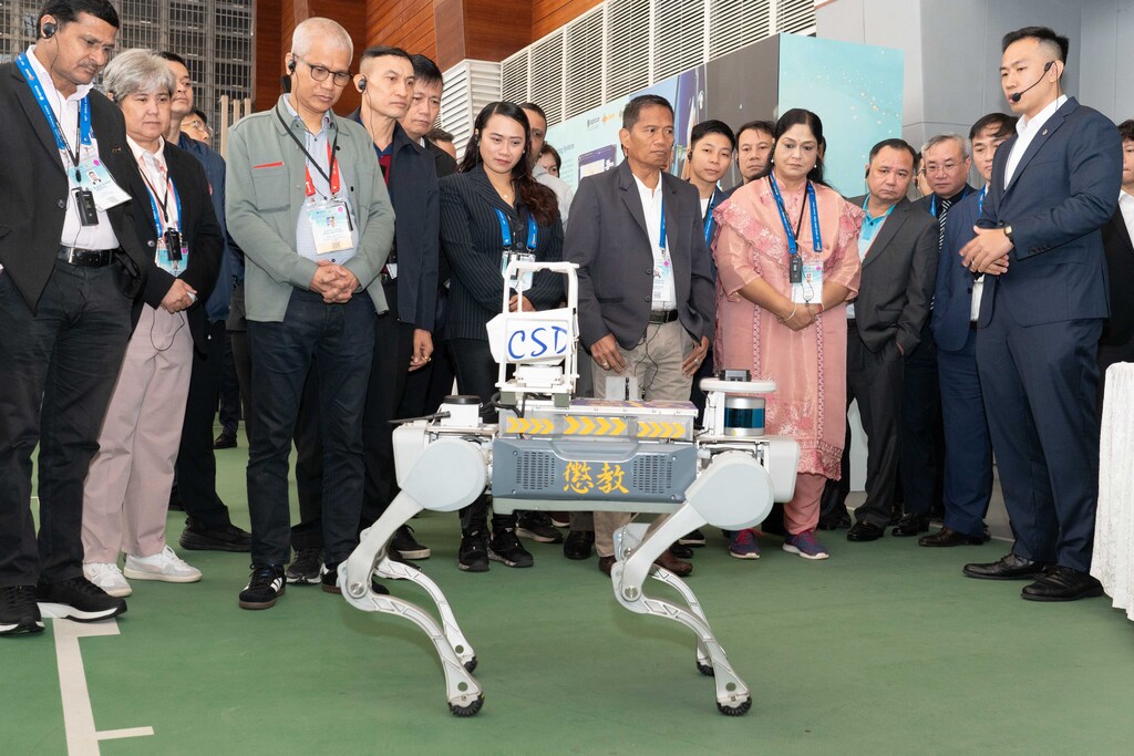 4_V_APCCA LWCI Visit Yiu-12