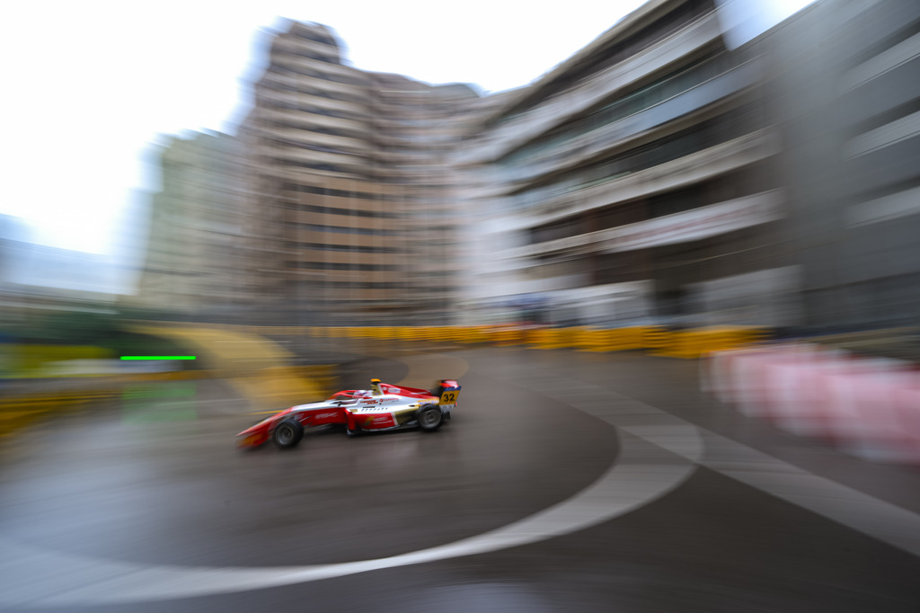 澳门回归祖国25周年｜融入中国式现代化+实现自身更好发展——澳门与祖国共享发展繁荣纪事XxjwszC007007_20241215_CBMFN0A003