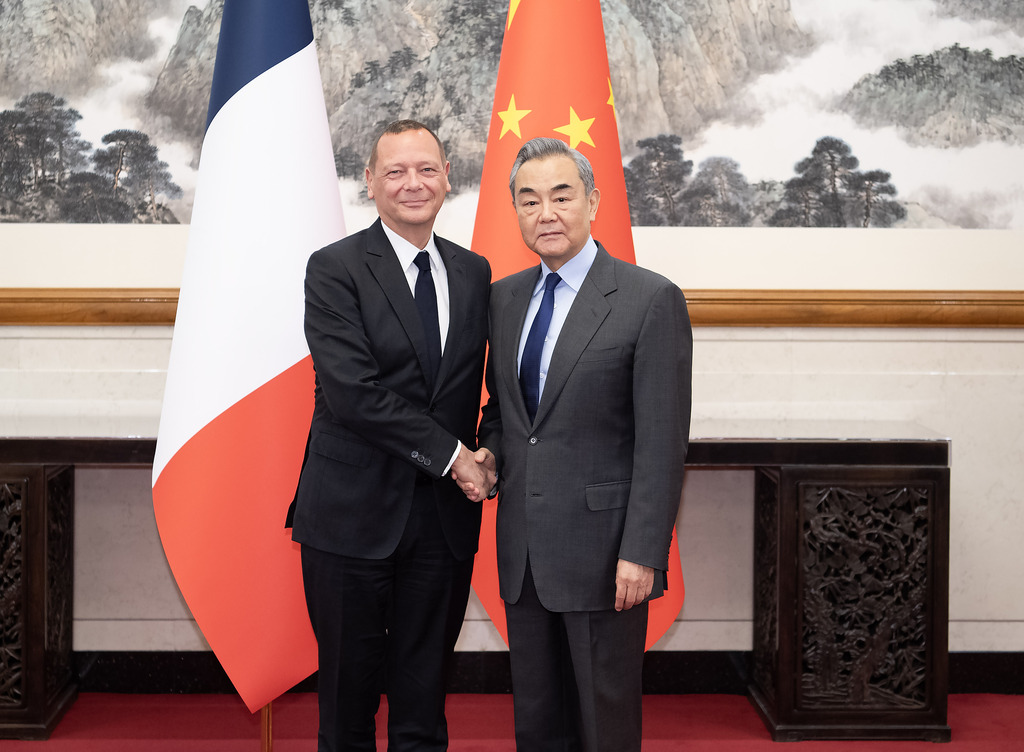 (XHDW)中法战略对话在北京举行XxjpsgC007008_20241215_PEPFN0A001