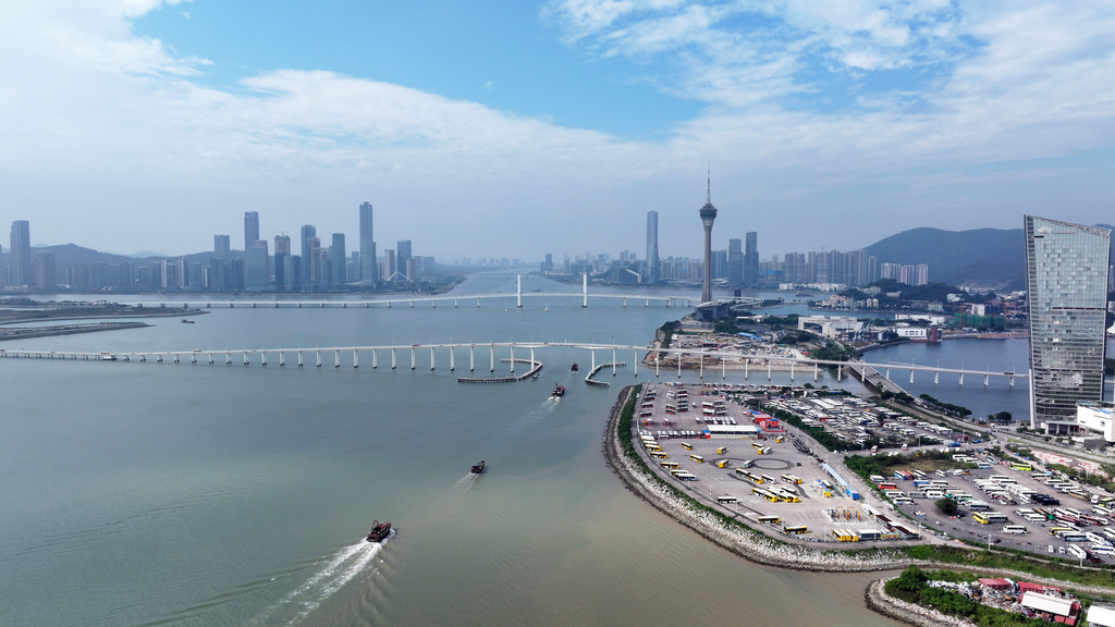 澳门回归祖国25周年｜融入中国式现代化+实现自身更好发展——澳门与祖国共享发展繁荣纪事XxjwszC007007_20241215_CBMFN0A007