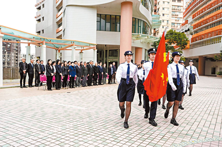 6775a3a7e4b0e62e7214f476