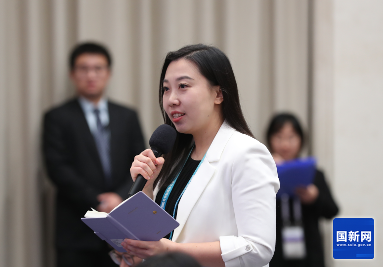 W020251110560341449293