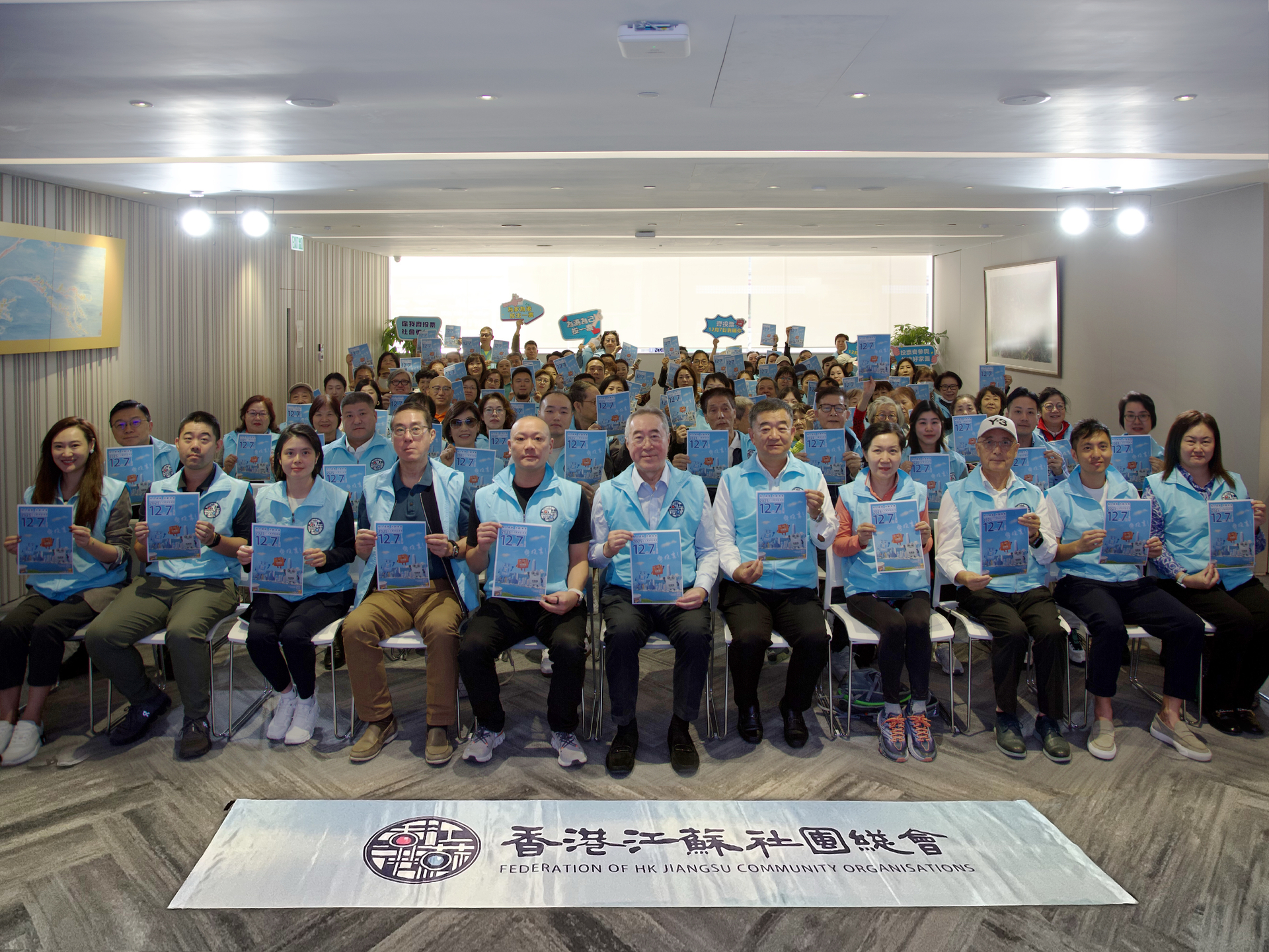 32ce3d109abfa527817e368e422255de