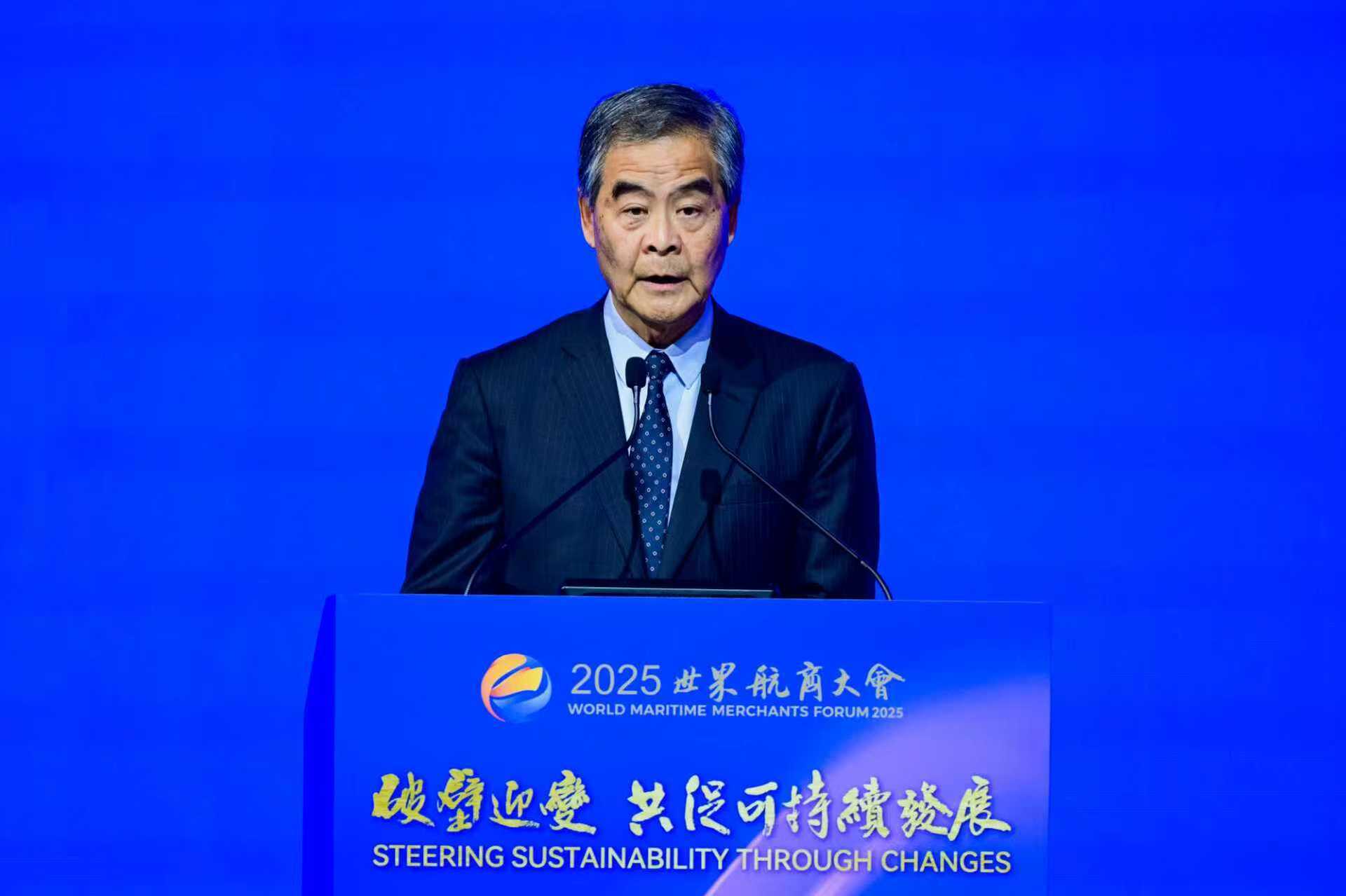 全国政协副主席梁振英致辞