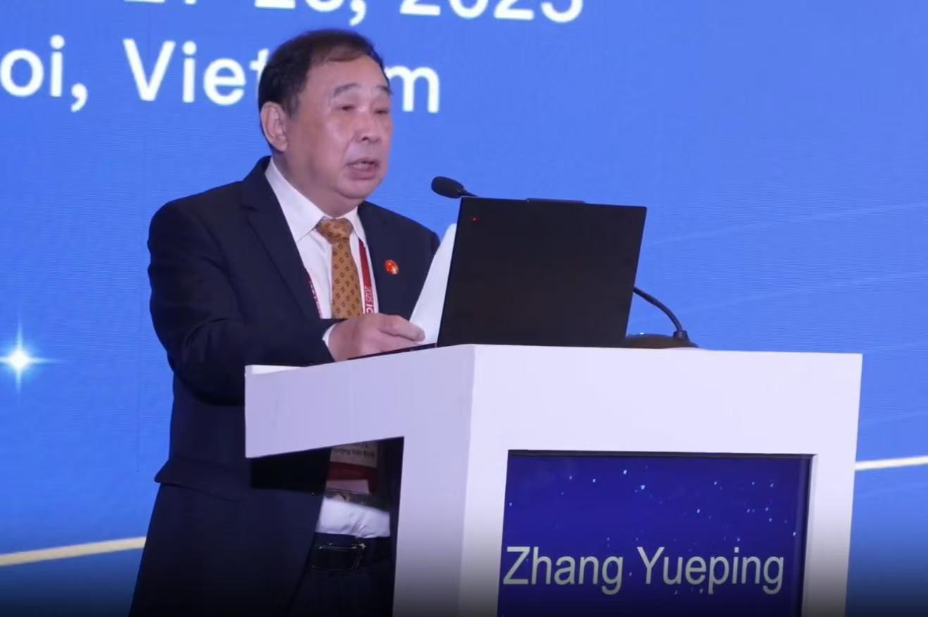 越南南醫協會主席張越平教授在開幕式致辭