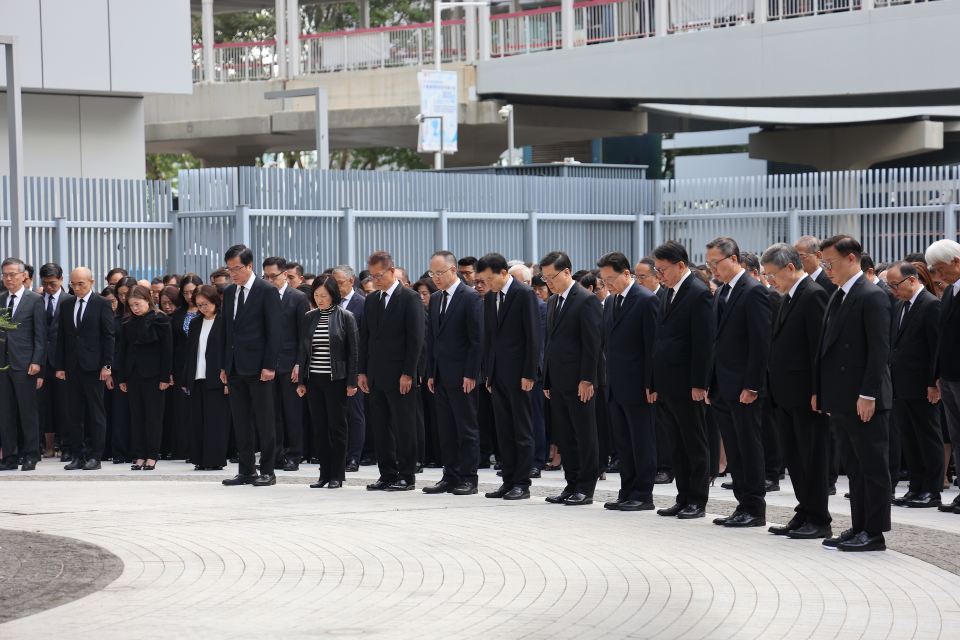 20251129091402_1569_116