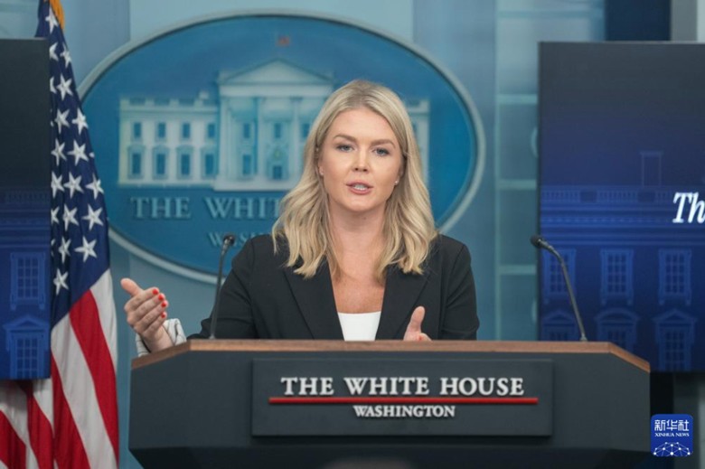 202512125553e63d9a1b