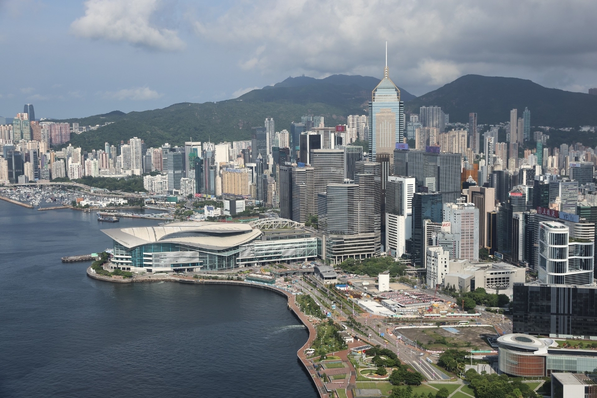 2025121775815dc9a190