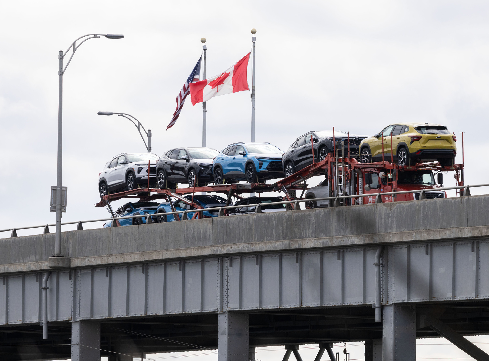 年终报道_新华社评出2025年国际十大新闻（2）XxjpsgC000242_20251230_PEPFN0A001