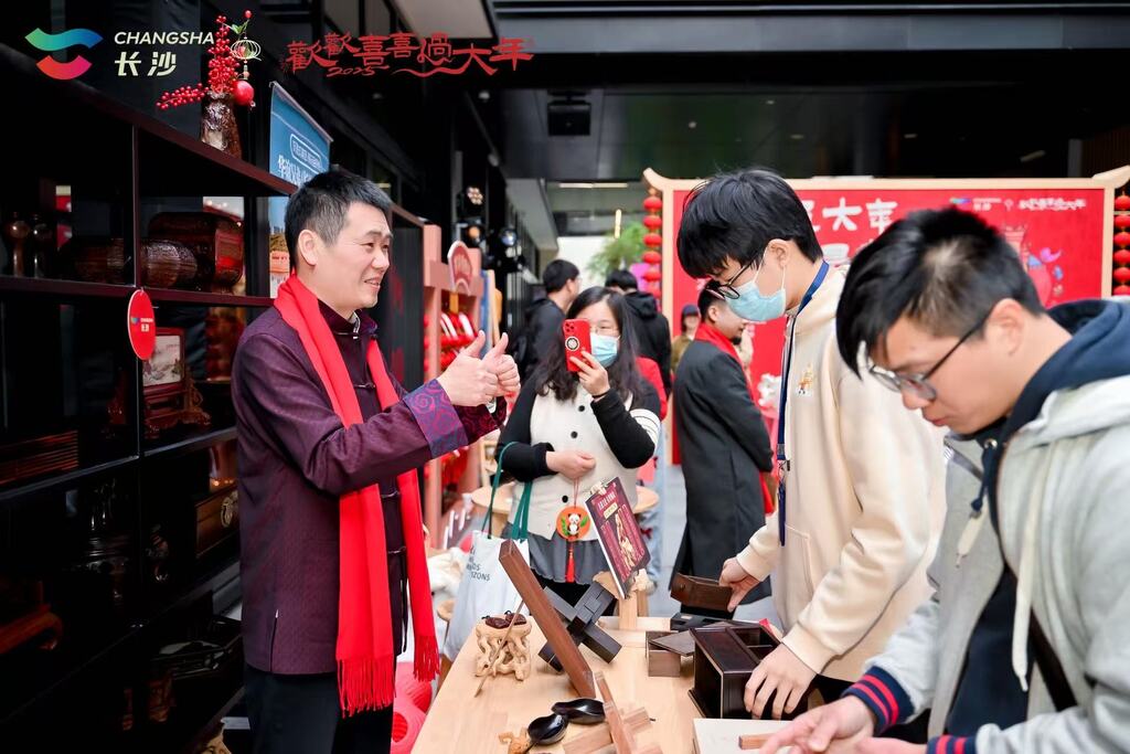 68878404998c86eab1f96118a6fc4af