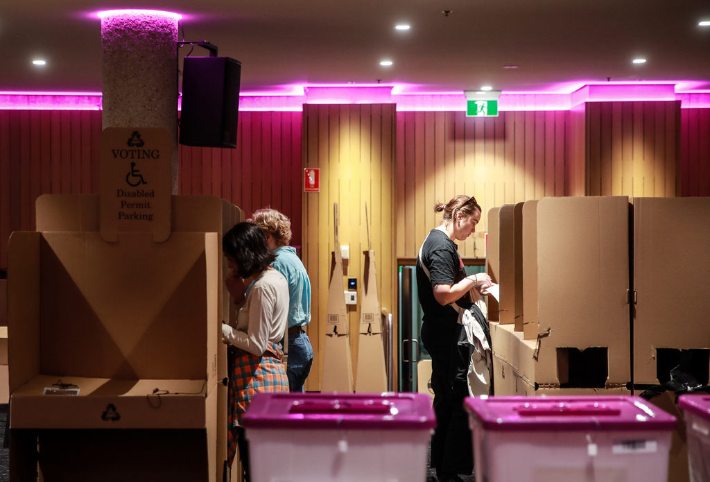 澳大利亚联邦选举投票正式开始（2）XxjpsgC007041_20250503_PEPFN0A001