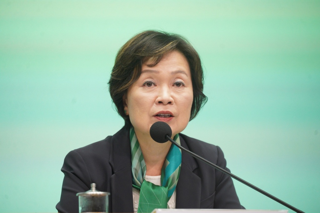 67122524e4b091a1f2fbcd4d