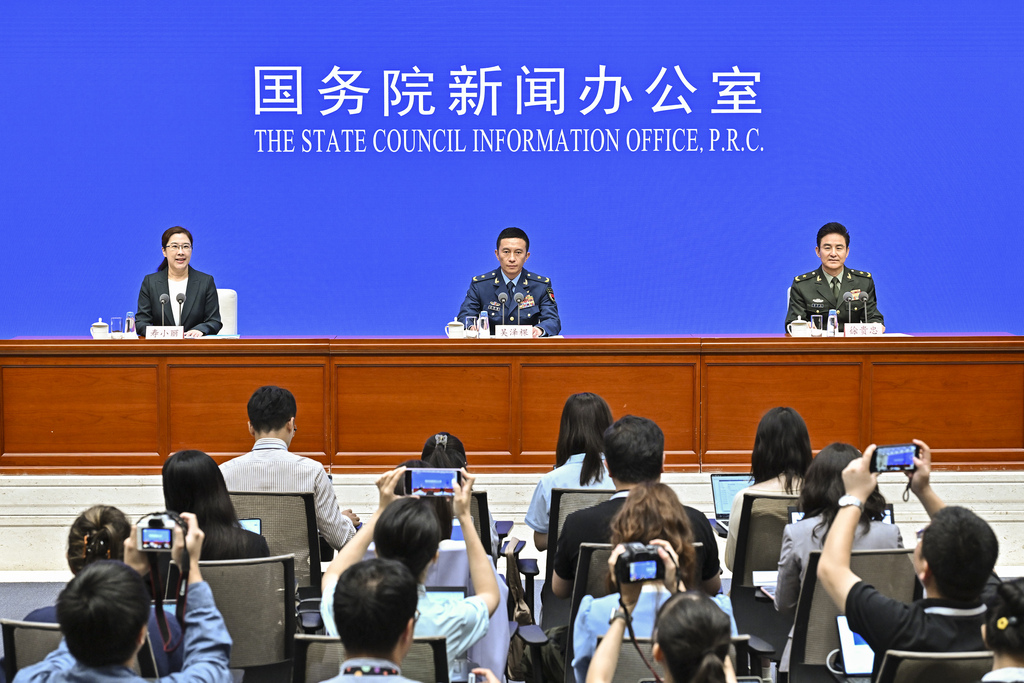 新华全媒+|国新办举行新闻发布会+介绍阅兵准备工作有关情况(1)XxjpsgC007034_20250820_PEPFN0A001