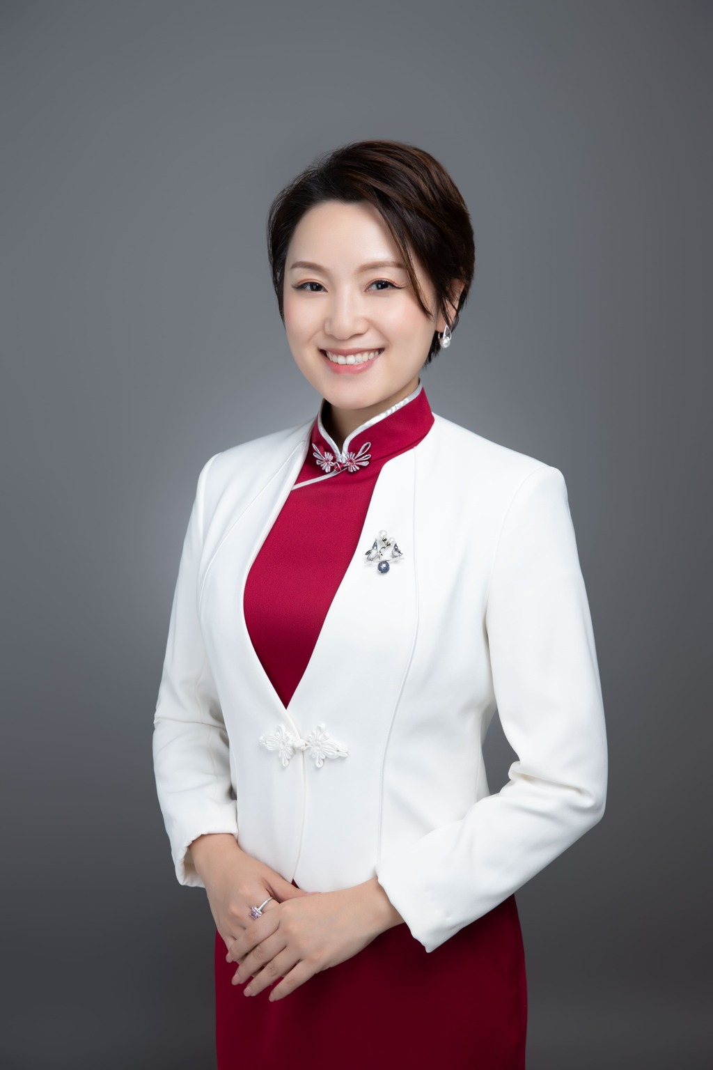 香港岛妇女联会副秘书长 王洋