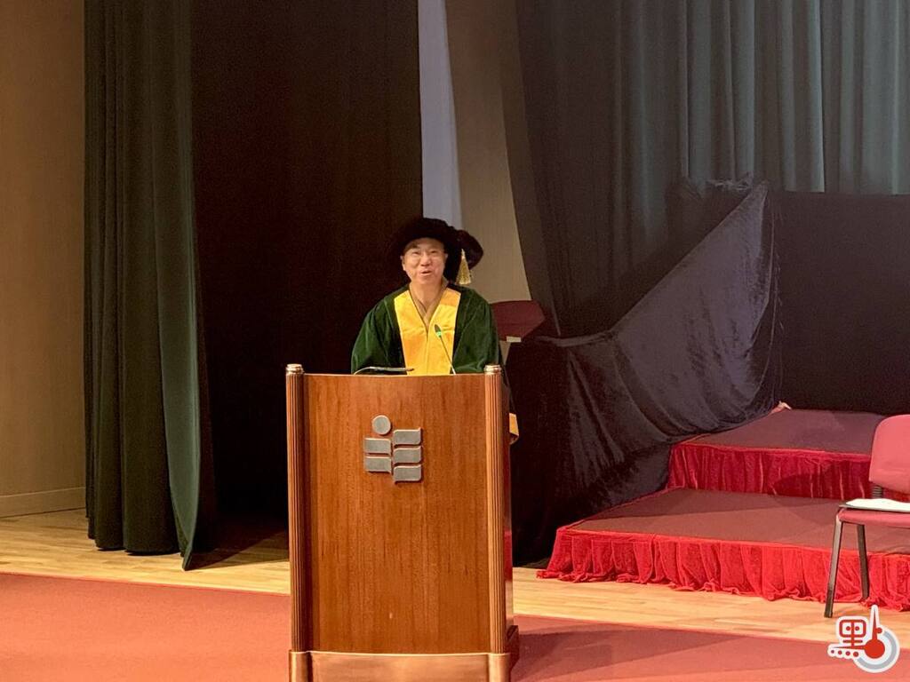 68d676c7e4b0dd0b099f198c