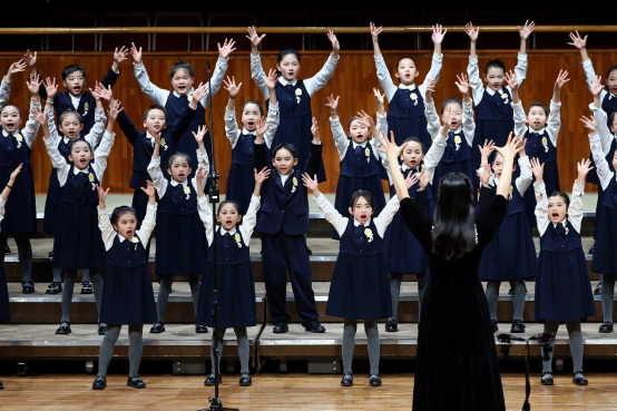 图：太阳照照童声合唱团2026新年音乐会现场2