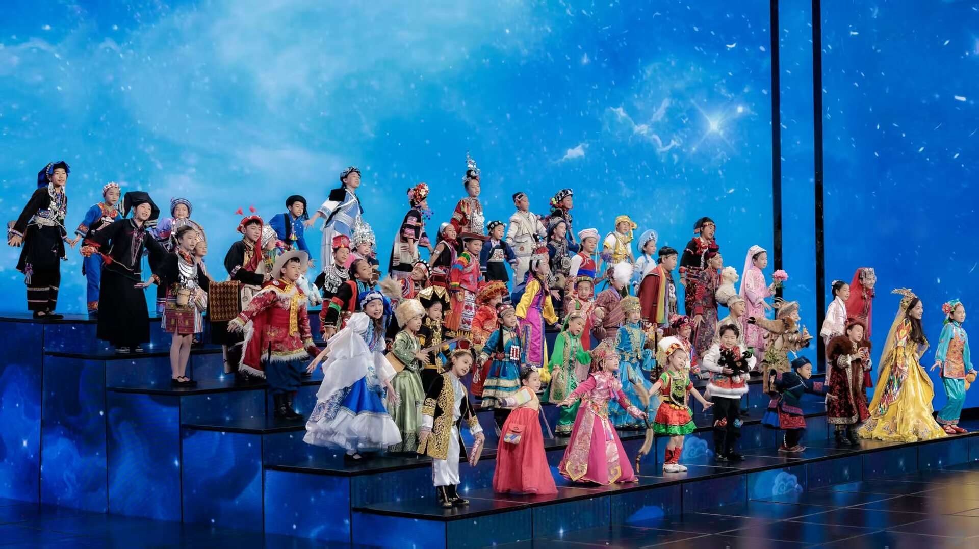 央视春晚完成第二次彩排《山海经》中的吉祥小马将登舞台-紫荆网