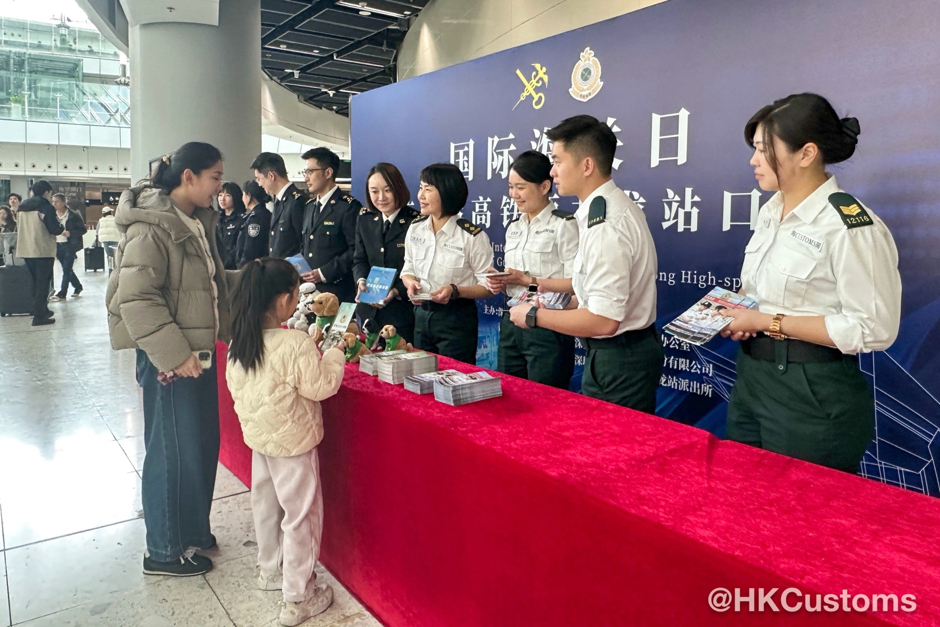 00d89b8a-fc45-4071-99df-93e267962ad4