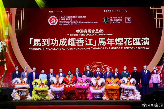 008tGR6ngy1iaf11v6fd1j33va2kub29