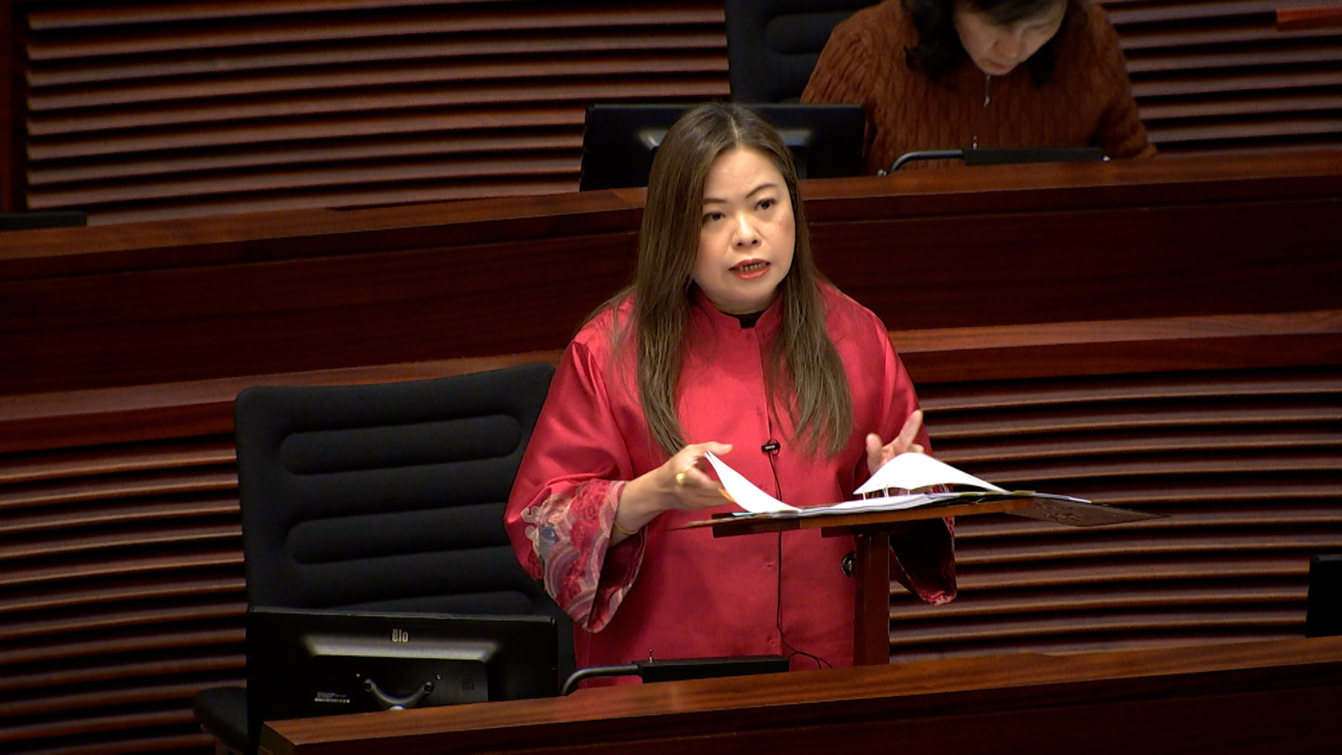 罗淑佩称支持香港马拉松可行情况下扩大冀田总数月内交计划书- RTHK