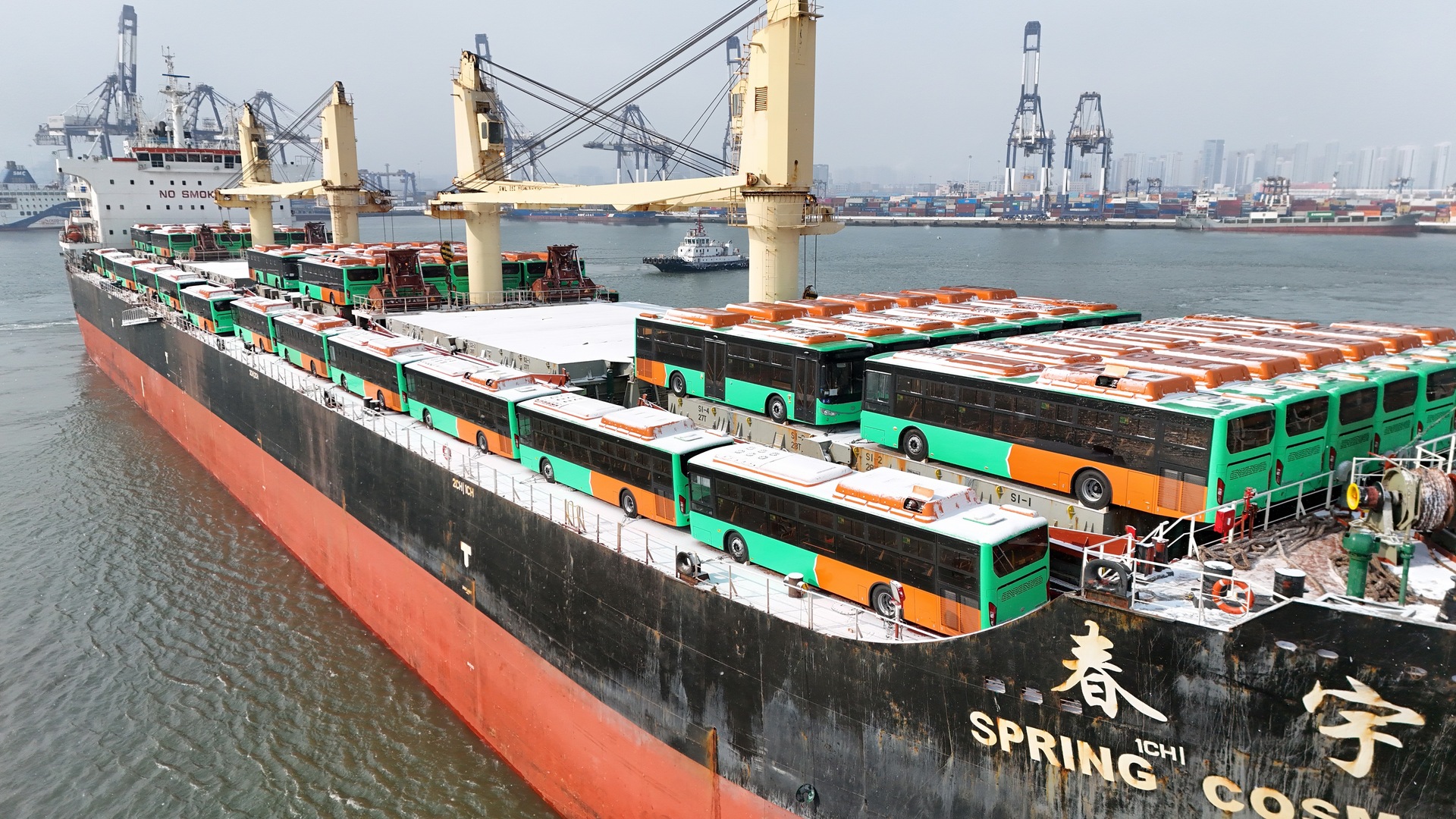 山东烟台：天然气公交车出口墨西哥（4）#XxjpsgC000182_20260207_PEPFN0A001