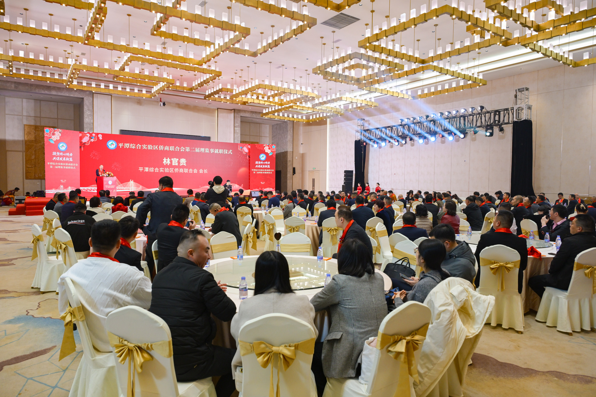 57b226eb9c956fd63e4c3a0e13517985