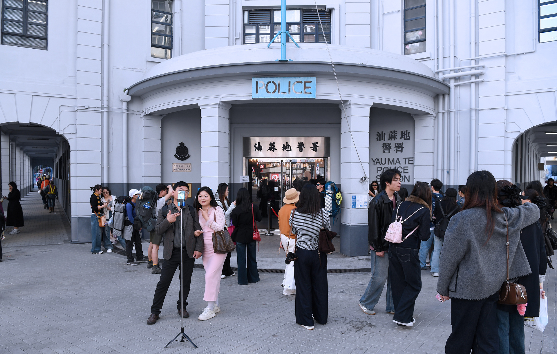 香港故事|百年警署按下“播放键”(3)XxjpsgC000022_20260315_PEPFN0A001