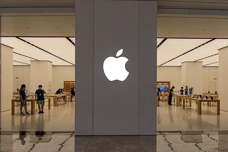 iPhone用户笑了,苹果税终于下降!但更爽的是游戏厂商-腾讯新闻