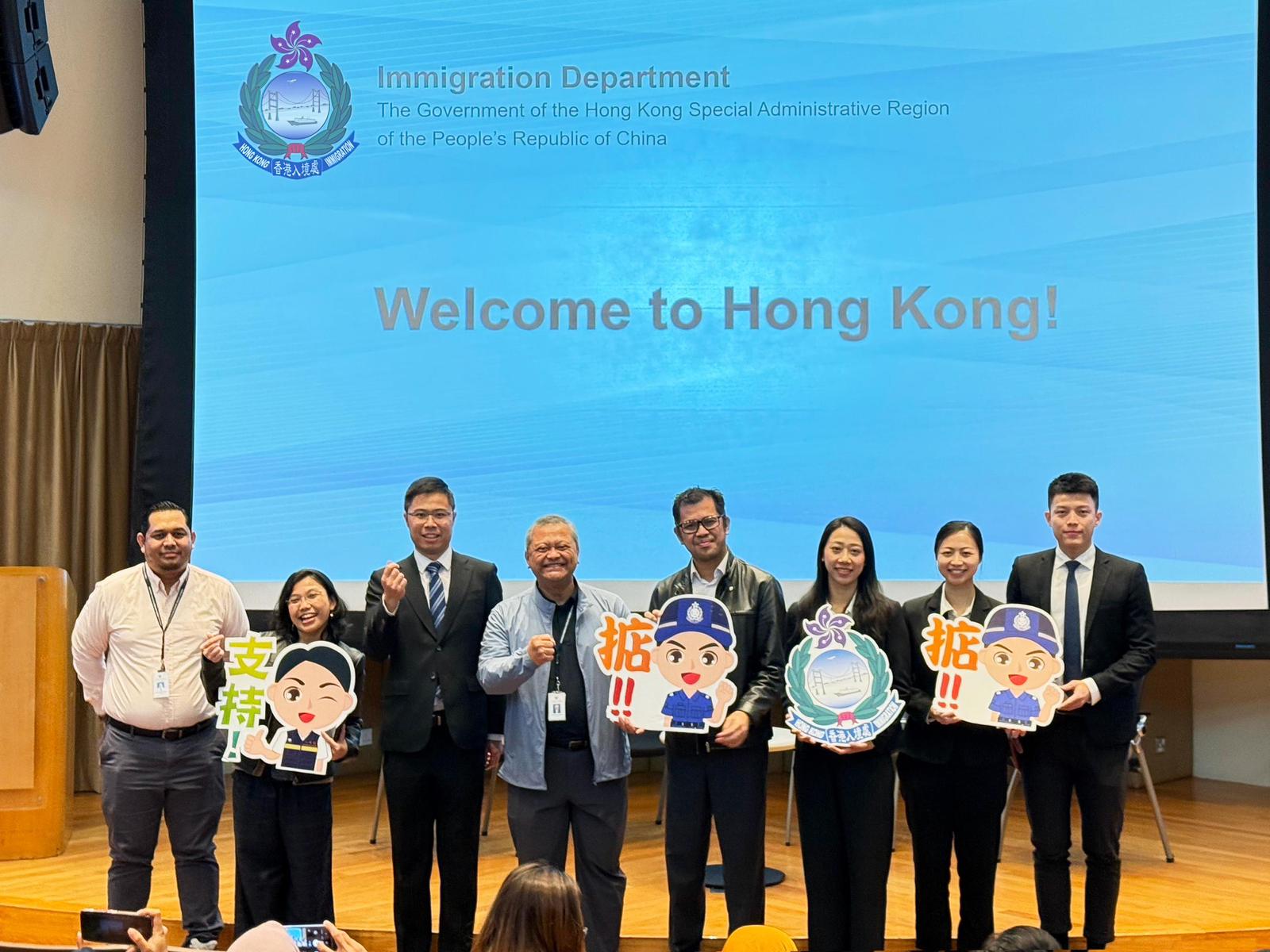 ed289e6e-25e8-484a-96fc-2159612d206e