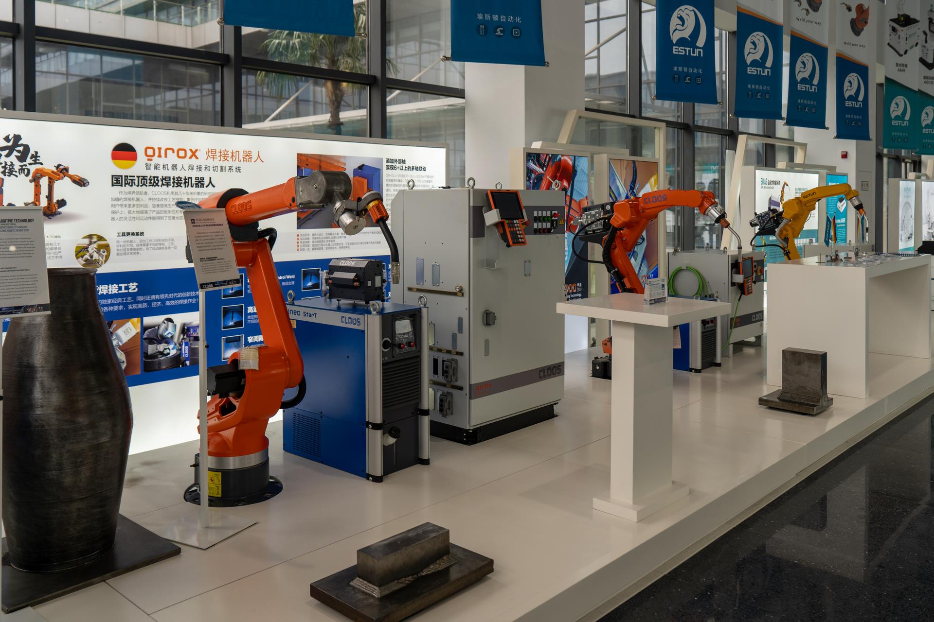 eb09e2f2b9509d6326eb3a9d02fd825d