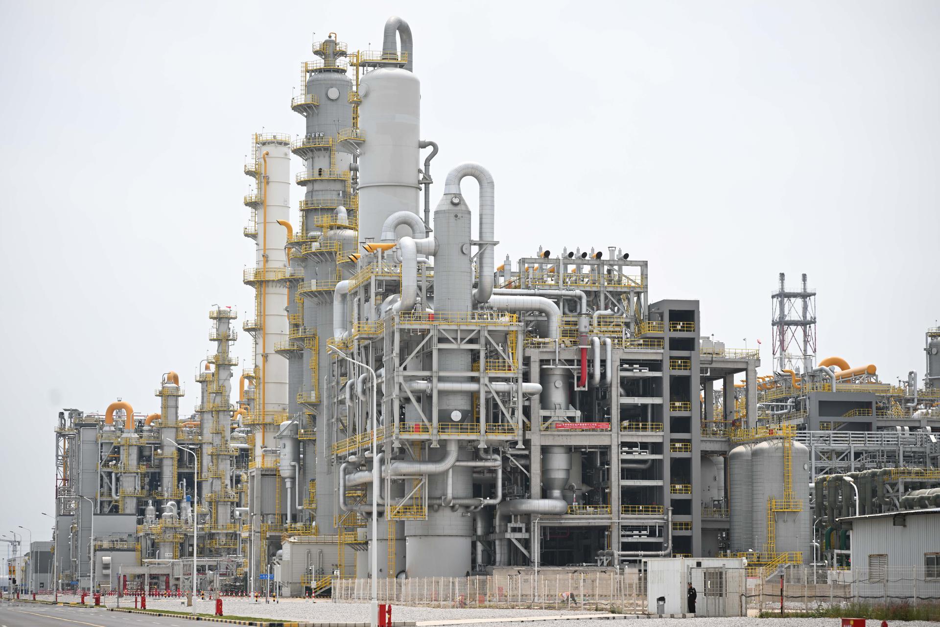 德企在华最大独资单体项目巴斯夫（广东）一体化基地项目全面投产（5）XxjpsgC000141_20260326_PEPFN0A001