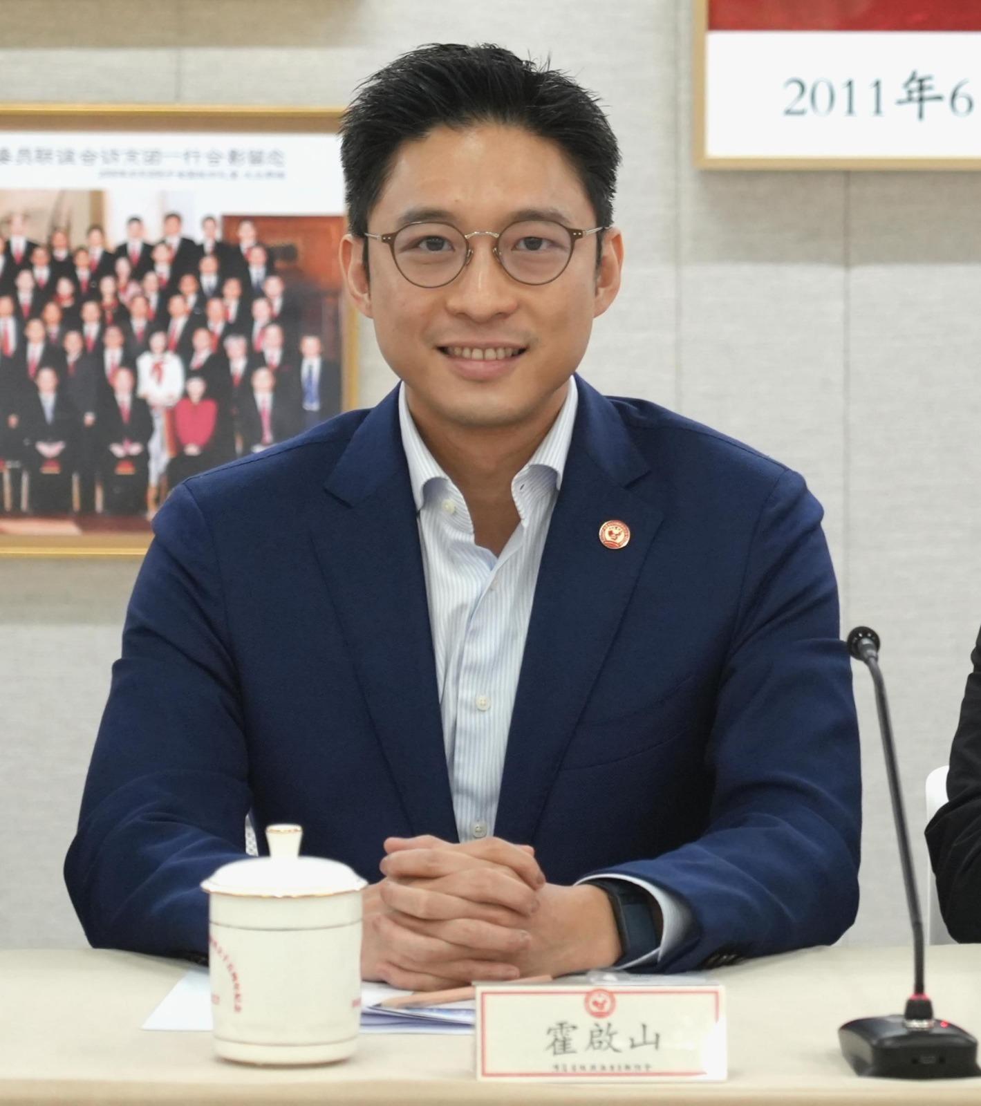 a0c7c337-0c33-48c5-ab1e-f38929b52f3d