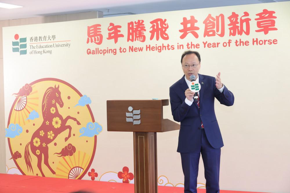 副校长（行政）方永豪博士介绍教大的校园设施及人才培育的最新发展